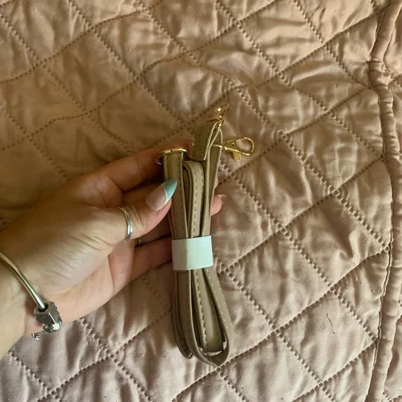 Fashion nova handbag - Picture 4 of 4